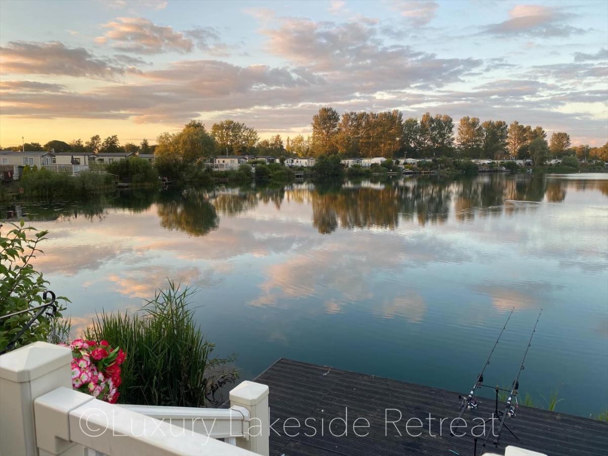 Hotel Lakeside Retreat With Hot Tub & Fishing Peg At Tattershall Lakes Country Park Zewnętrze zdjęcie