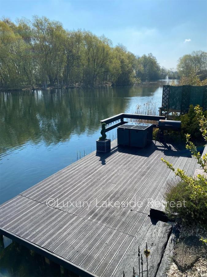 Hotel Lakeside Retreat With Hot Tub & Fishing Peg At Tattershall Lakes Country Park Zewnętrze zdjęcie